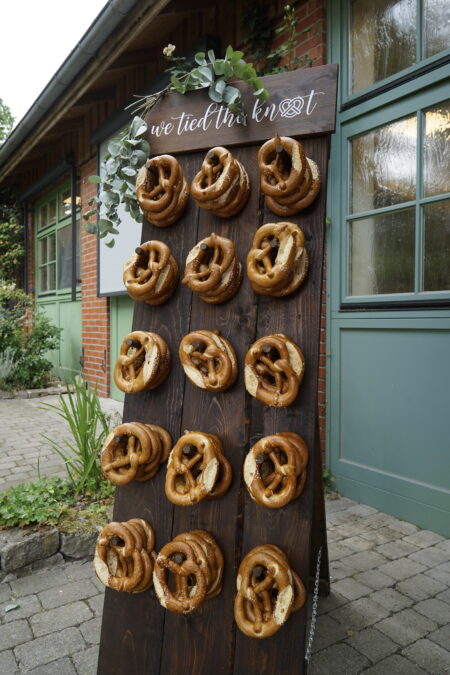Brezel-Wall